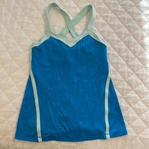 Lululemon size 4 top